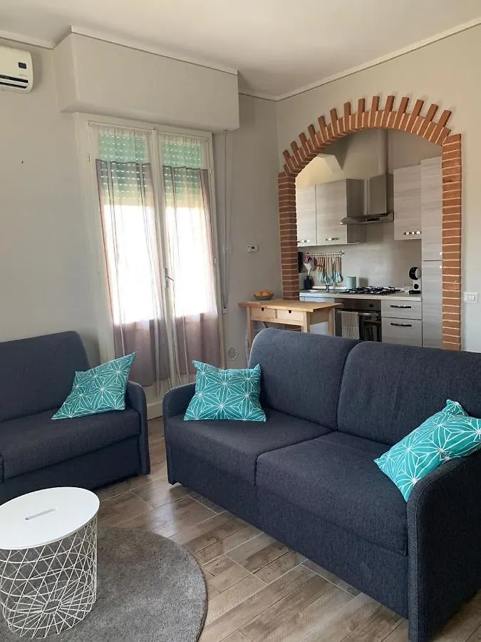 Casina Summer Tirrenia Apartment